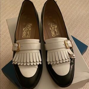 Salvatore Ferragamo Black and White Women's Loafers (Used/No box)